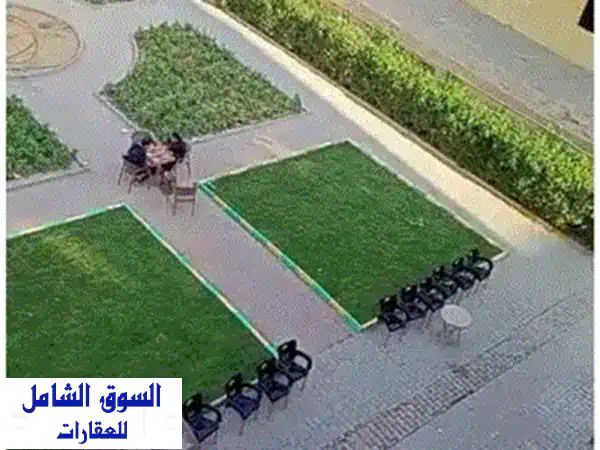 وحدة تجارية مميزة بمساحة 36 مترًا في مول تجاري راقي...