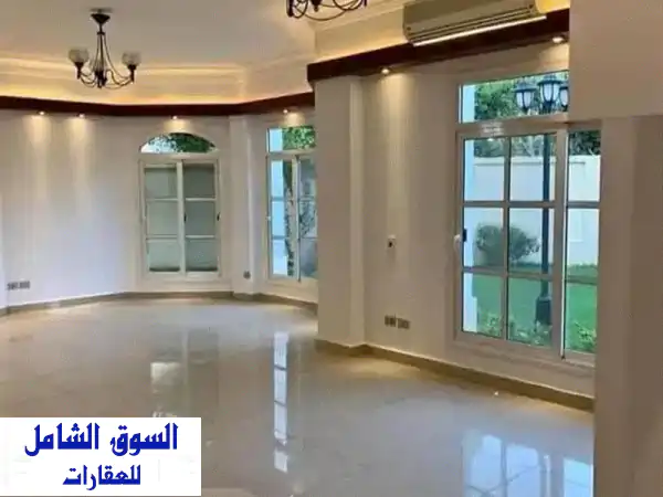 تاون هاوس للبيع استلام فوري ببرايم لوكيشن في...
