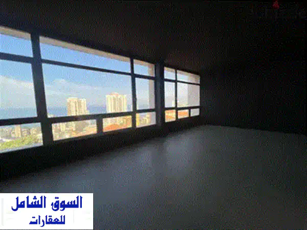 مكتب فاخر للإيجار في الدكوانة - موقع متميز ومساحة واسعة!