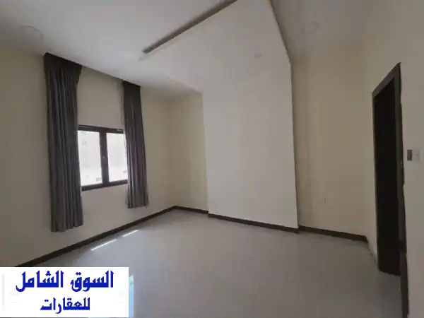 شقة فاخرة للإيجار في الحد - غرفتين ماستر، 3 حمامات، ومواقف مظللة!