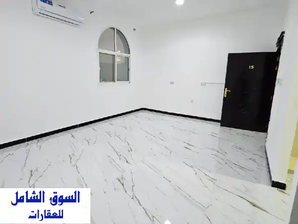 استوديو فاخر للإيجار في زاخر - مدخل خاص، شامل الخدمات! (1800 ريال)