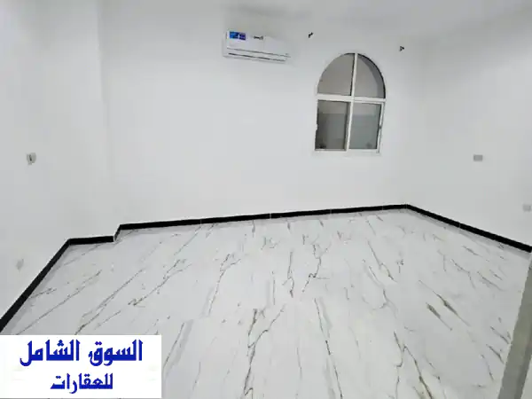 استوديو فاخر للإيجار في زاخر - مدخل خاص، شامل...