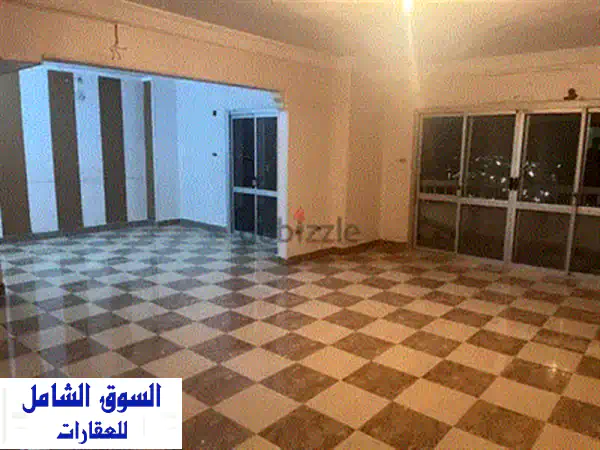 شقة فاخرة مفروشة للإيجار بزهراء المعادي - شطر سابع - إطلالة خلابة!