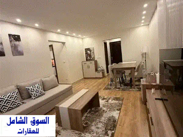 شقة فندقية راقية بمدينة الرحاب - أرضي بحديقة خاصة بجوار الخدمات!
