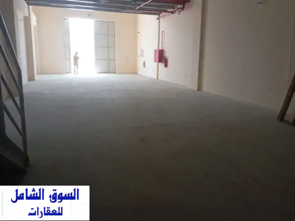 مستودع مثالي في الجرف الصناعية 3، عجمان - مساحة 2850 قدم مربع!