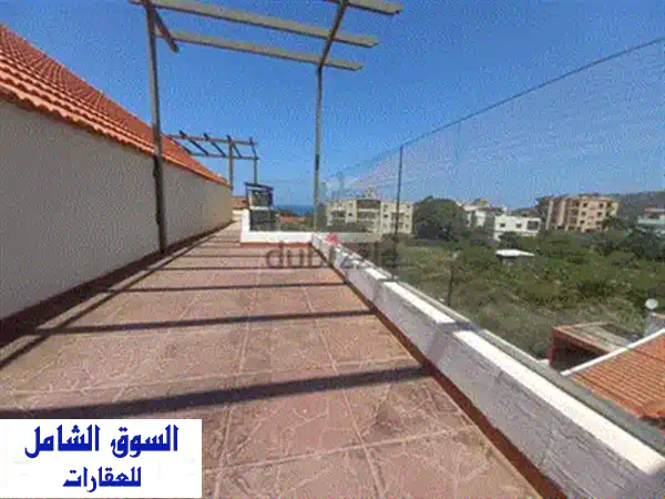 شقة دوبلكس عصرية في كفرعبيدا، بطرونية، بإطلالة بحرية خلابة! (L16313)