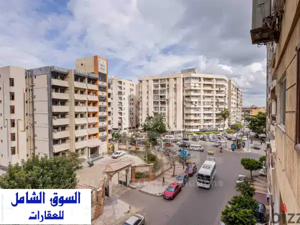 شقة فاخرة 160م² بسموحة (أدمون فيرمون) - فرصة...