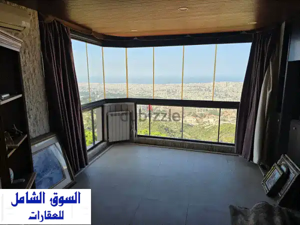 شقة فاخرة مطلة على البحر للبيع في عين سعادة -...
