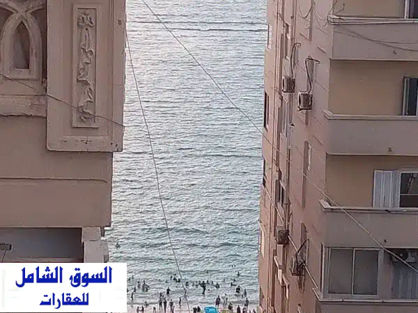 شقة فاخرة للإيجار في المندرّة - إطلالة بحرية خلابة!