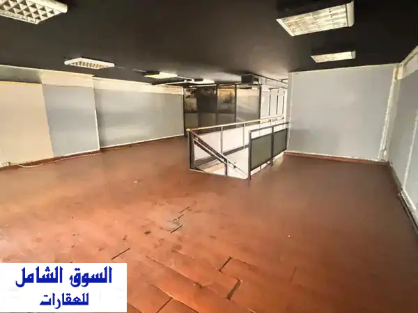 محل تجاري للإيجار في قلب الأشرفية - موقع مميز بسعر رائع!