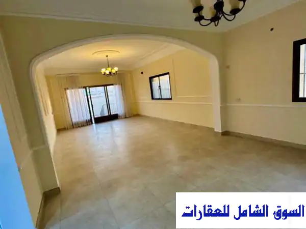 فيلا فاخرة للإيجار السنوي في الشارقة - ضاحية الرقة (موقع استراتيجي)
