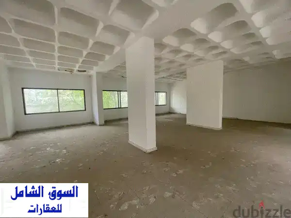 مكتب فاخر للبيع في منطقة الزلقا - 200 متر مربع،...
