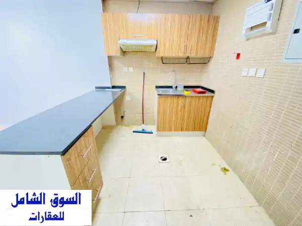 شقة غرفة وصالة فاخرة في أبراج سيتي تاور - فرصة استثمارية رائعة!