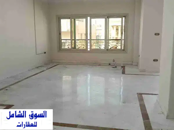 مكتب إداري فاخر للإيجار - 200م² في قلب شيراتون...