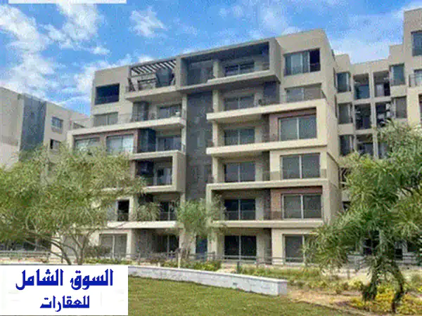 متاح للبيع شقه أمام البرج الأيقوني   استلام فوري متشطبة بالكامل   مساحه 158 م   مقدم 820 الف تقسيط علي 10 سنين
