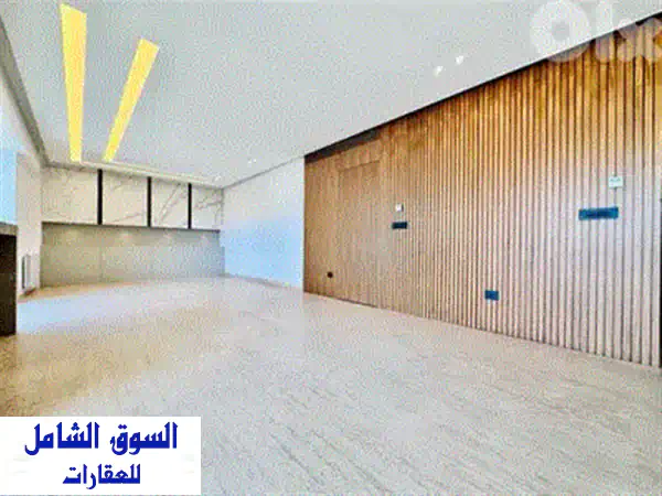 شقة مُجددة بتصميم راقي في قلب الخرطوم - فرصة استثمارية مميزة!