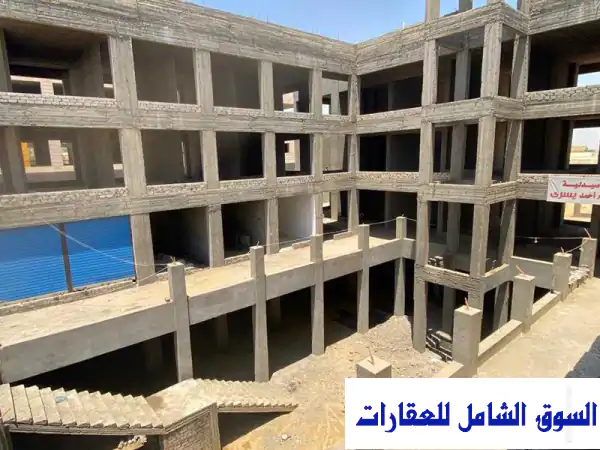 صيدلية رائدة للبيع في صواري مول، هرم سيتي، حدائق أكتوبر - فرصة استثمارية مميزة!