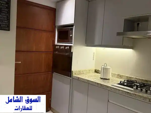 فيلا مستقلة فاخرة للبيع في ميفيدا - إطلالة خلابة...