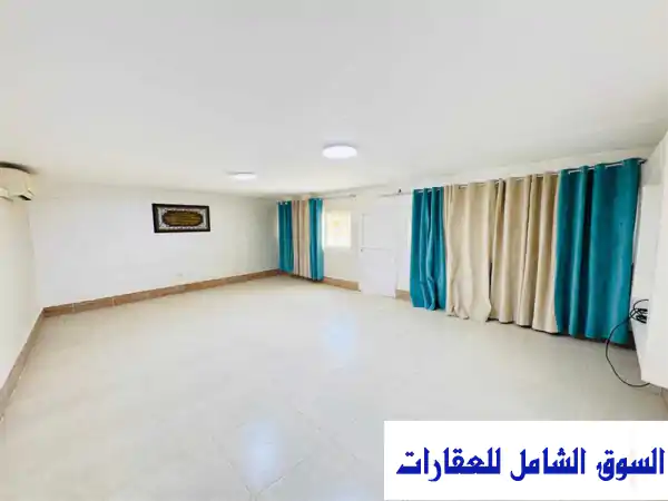 فيلا فاخرة للإيجار السنوي في الزاهية عجمان - 4 غرف نوم ماستر + مواقف سيارات!