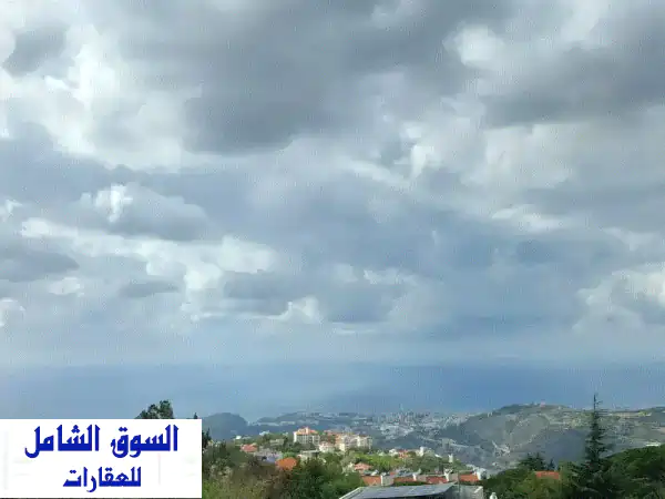 فيلا فاخرة للبيع في عين عار - هدوء مطلق وإطلالة خلابة!