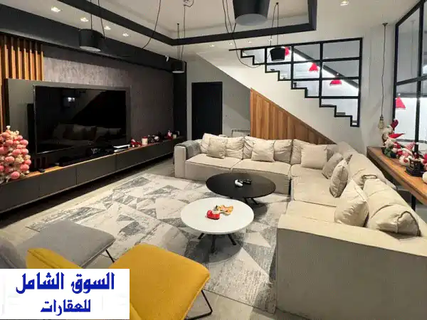 دوبلكس فاخر للإيجار في البياضة - إطلالة بحر وجبل ساحرة!