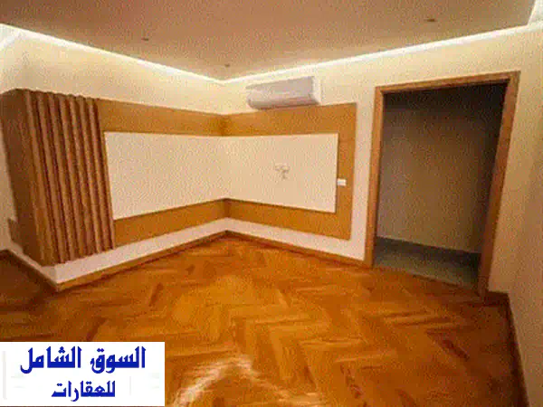 شقة فاخرة 133م² فيو مفتوح على ستريب مول مدينتي - استلام فوري! B11