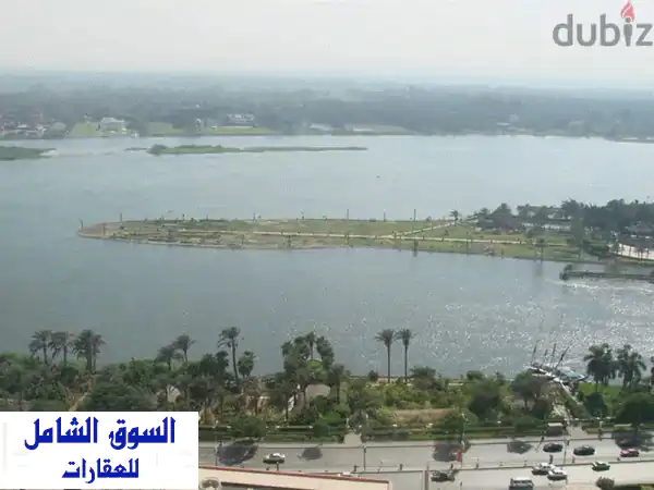 مكتب فاخر للإيجار في قلب المعادي - 1000 متر على...