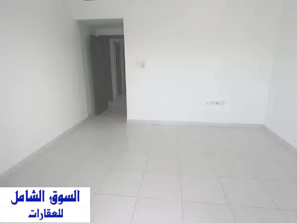 مكتب فاخر للبيع في أبراج الفالكون - مساحة 1580 قدم +...