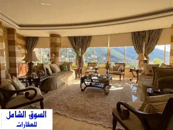 فيلا فاخرة للبيع في فيتروين - منتجع ماونتن فيو | إطلالة بانورامية خلابة