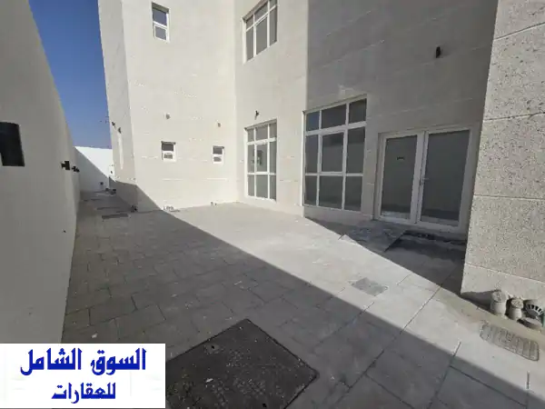 شقة أحلامك بالرياض: مدخل خاص، 3 غرف وصالة، حوش كبير | أول ساكن جوار الكورت يارد - 85 ألف سنوي!