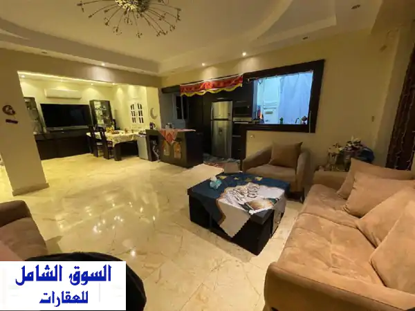 دوبلكس فاخر للبيع بالتجمع الخامس - مساحة 250م + جاردن...