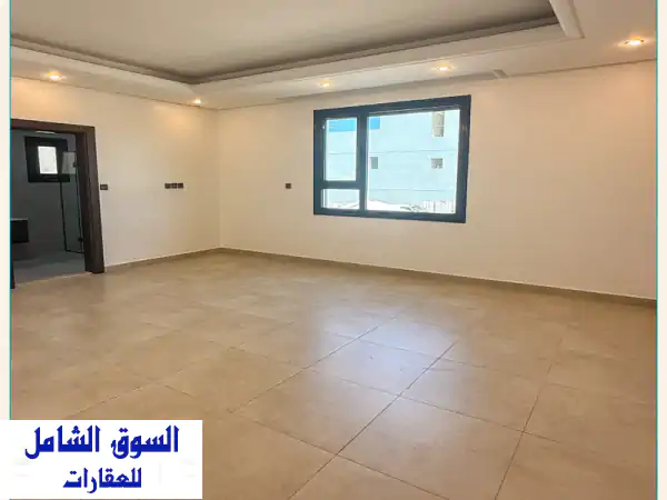 للإيجار في الصديق، شقة أرضي مع مدخل تشطيب سوبر ديلوكس تتكون من صالة مع حمام ضيوف  3 غرف ماستر  ...
