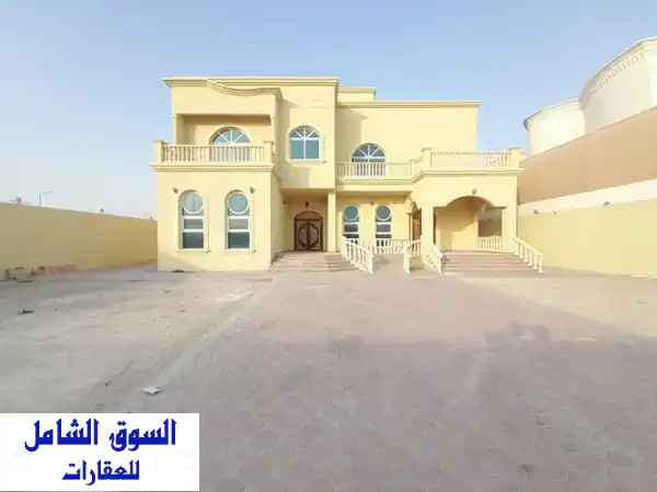 فيلا فاخرة للإيجار في جنوب الشامخة، الرياض - 6 غرف...