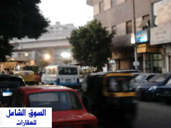 محل تجاري للإيجار أو المشاركة بميدان الخلفاوي - شبرا مصر | موقع متميز!
