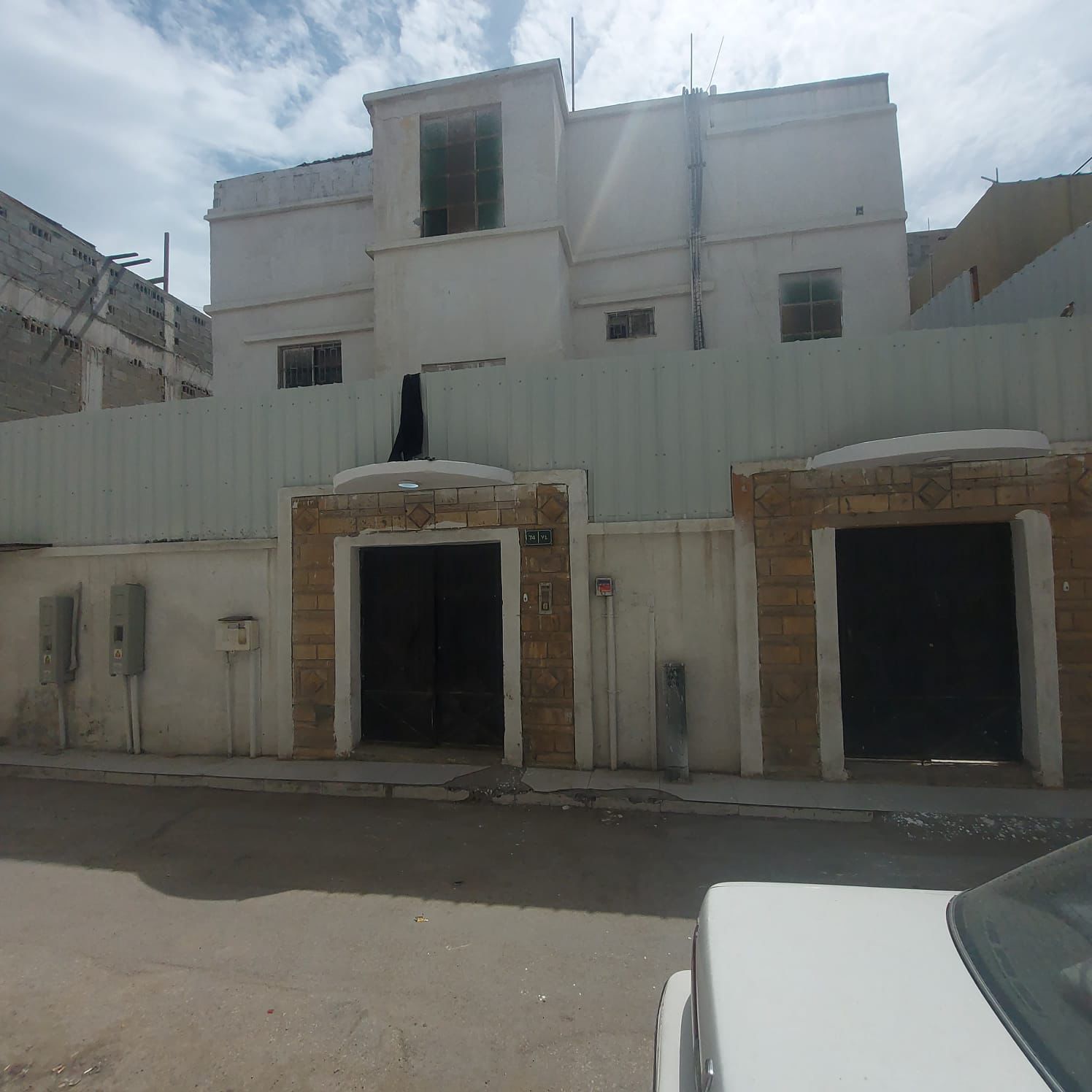 عمارة للبيع بيت بحي العدامه