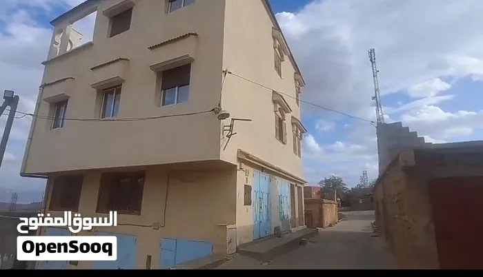 منزل للبيع بمنطقة اسكسي قيادة واويزغت عمالة...