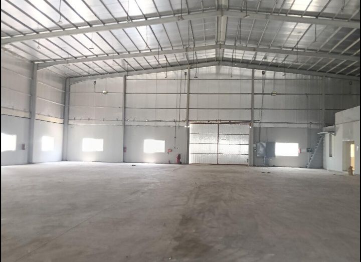 للايجار استور ١٥٠٠م بركه العوامر  20000ر.ق