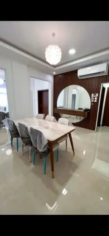 شقة واسعة وشرحة للبيع في الرفاع - البحير، خلف محطة الصفراء