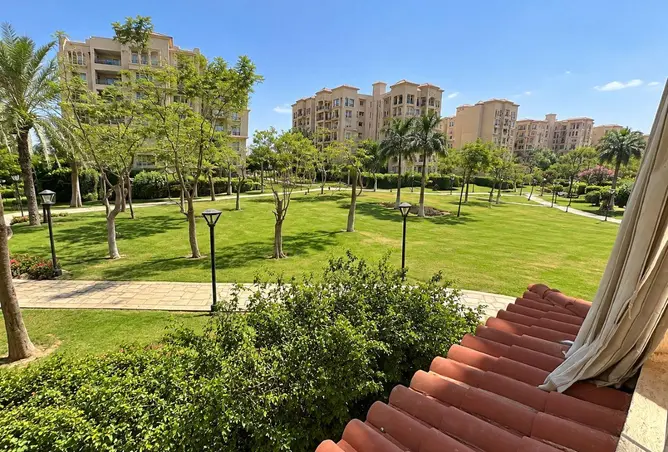 البيع في پريڤادو: شقة للبيع في مدينتي نموذج 600 على...