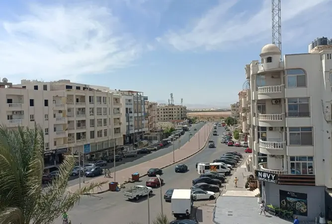 البيع في شارع البولينج: شقة في قلب الكوثر...