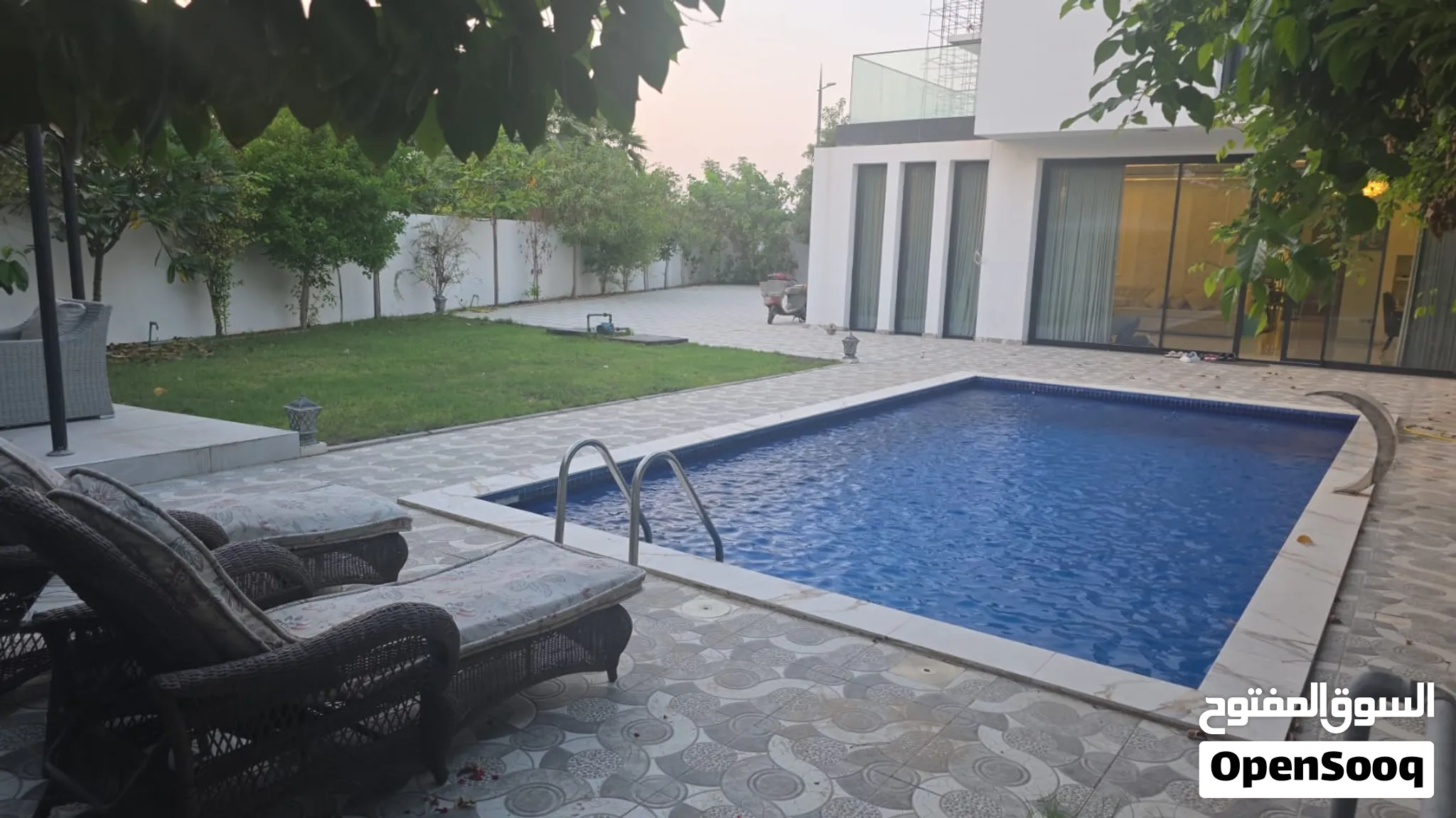 فيلا للبيع عجمان الزوراء طابقين مساحة 7200 قدم مع مسبح مساحه كبيرةVilla for sale in Ajman, Al Zorah