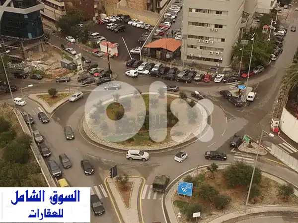 معرض فخم للإيجار 1000م² بحازمية، مار تقلا - 6,000$ كاش |...