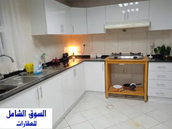 للبيع شقة فاخرة مفروشة بالكامل في برج هورايزن C: إطلالة خليجية ساحرة، استثمار وعيش راقٍ!