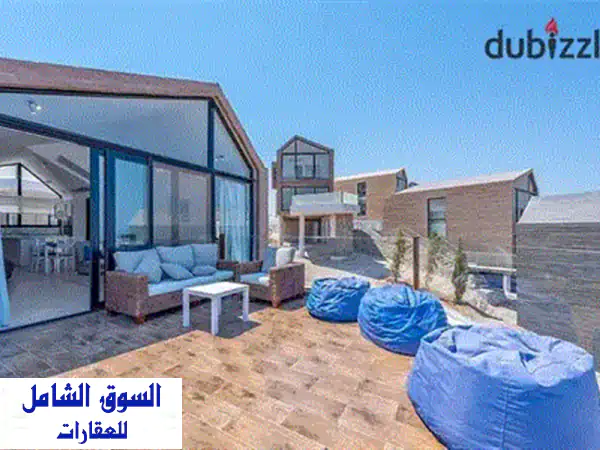 فيلا صف أول على البحر بسوما باي: قسطك الأول بعد سنة! لا تفوت الفرصة!