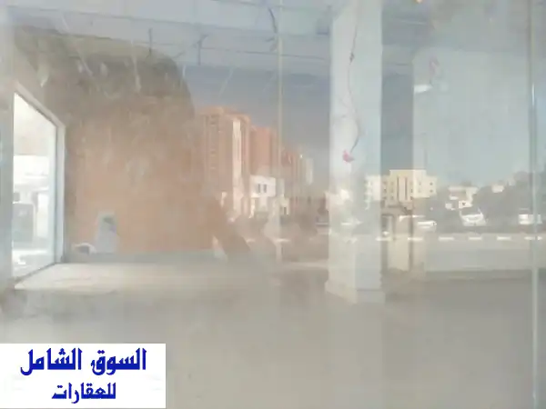 فرصة استثمارية ذهبية! محلان تجاريان ضخمان للإيجار في النعيمية 1 عجمان - موقع حيوي ومساحات مرنة
