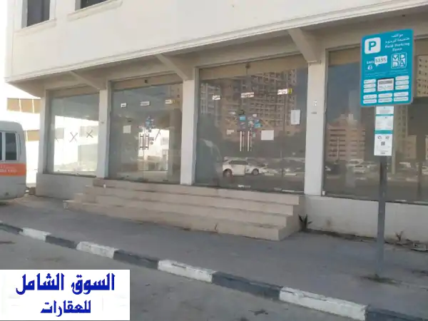 فرصة استثمارية ذهبية! محلان تجاريان ضخمان للإيجار...