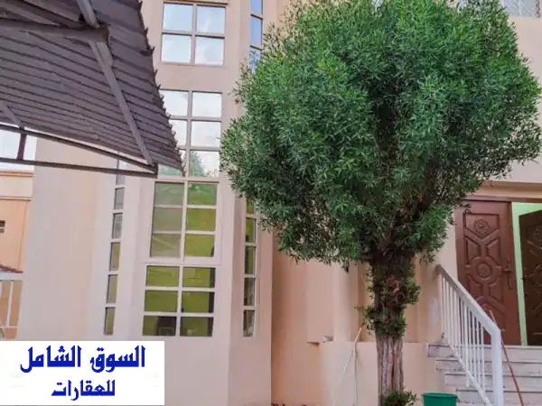 فيلا مميزة للبيع في المويهات 2 عجمان: فرصة...