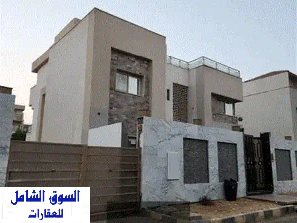 فيلا الأحلام بكمبوند سعادة التجمع الخامس: مقدم 1.6 مليون بفيو لاندسكيب ساحر (فلل فقط 300م)