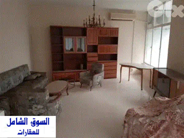 شقة مفروشة فاخرة للإيجار في الأشرفية، بيروت - 90 م²، غرفة ماستر: أناقة، راحة، وموقع لا يضاهى