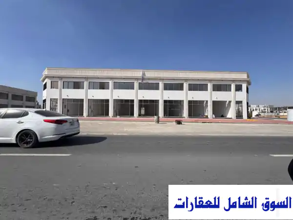 مبنى تجاري للبيع في منطقة الزاهية عجمان  تمويل عقاري